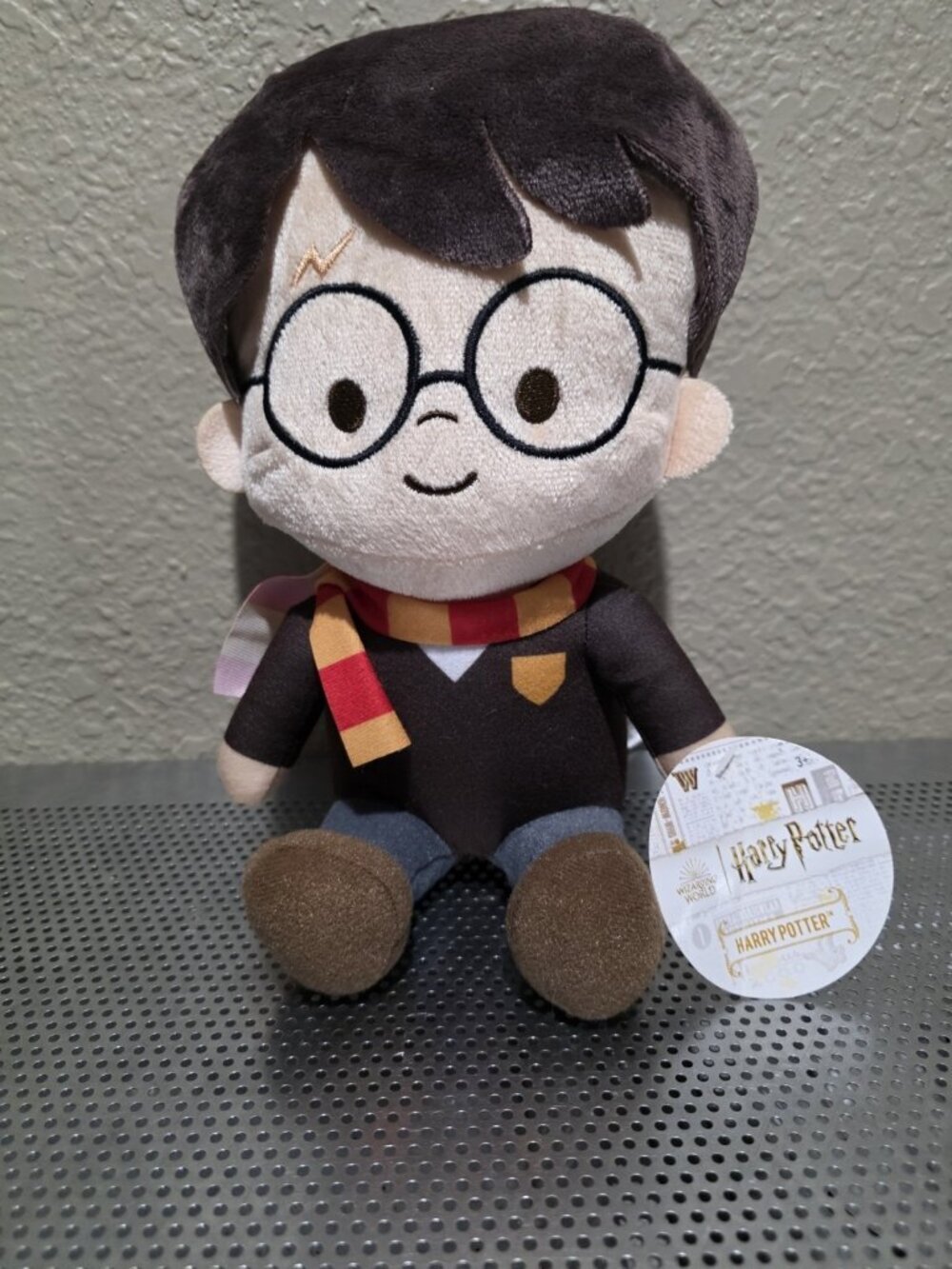 Harry Potter Wizarding World Just Play Stuffed Plush Toy 9" Warner Bros NEW - Picture 1 of 5